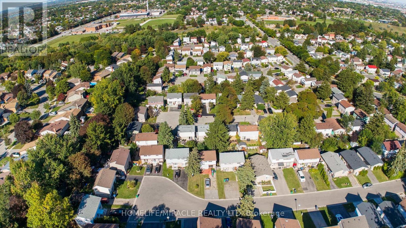 10 HABITAT SQUARE, Brampton (Central Park) — photo 2
