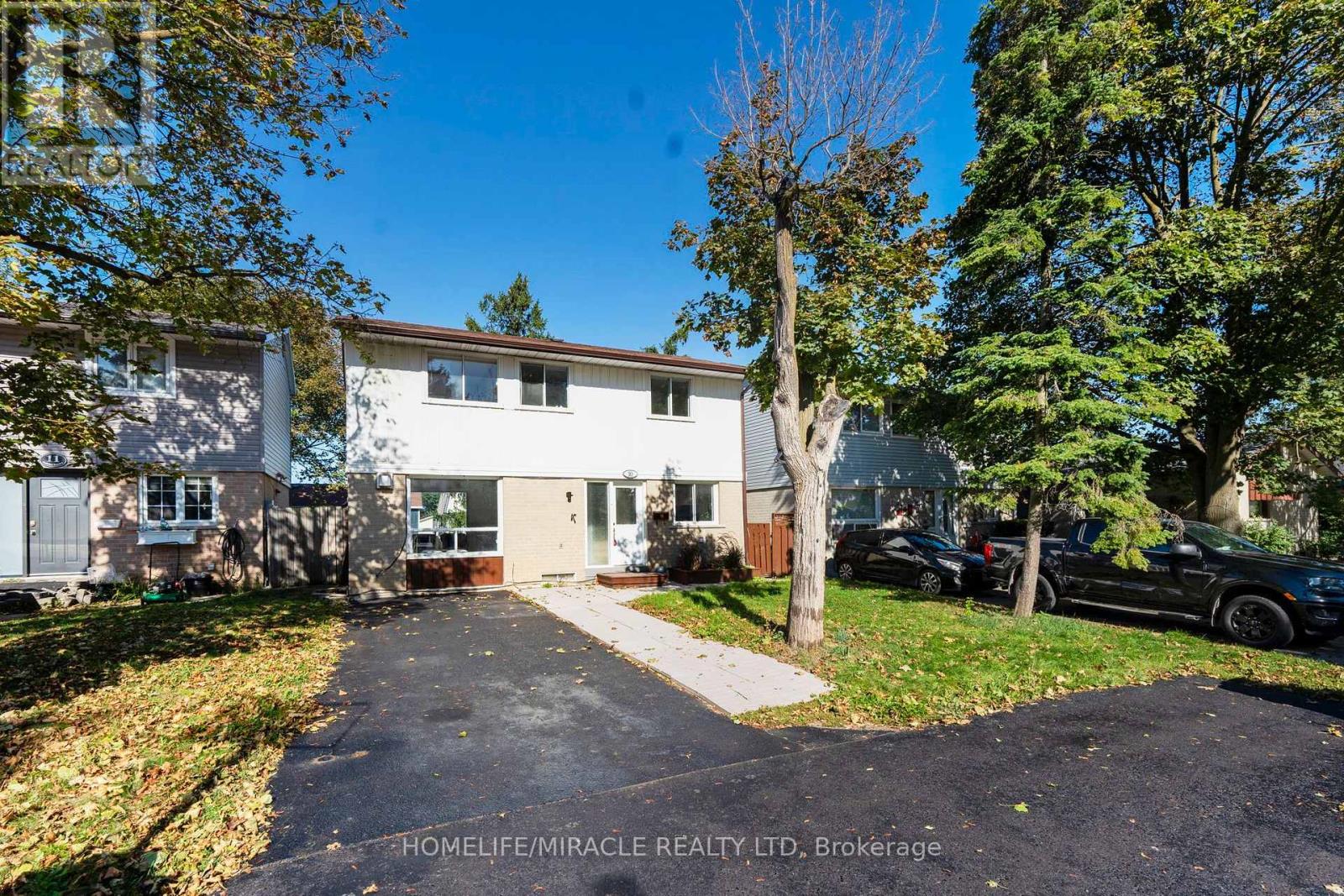 10 HABITAT SQUARE, Brampton (Central Park) — photo 5