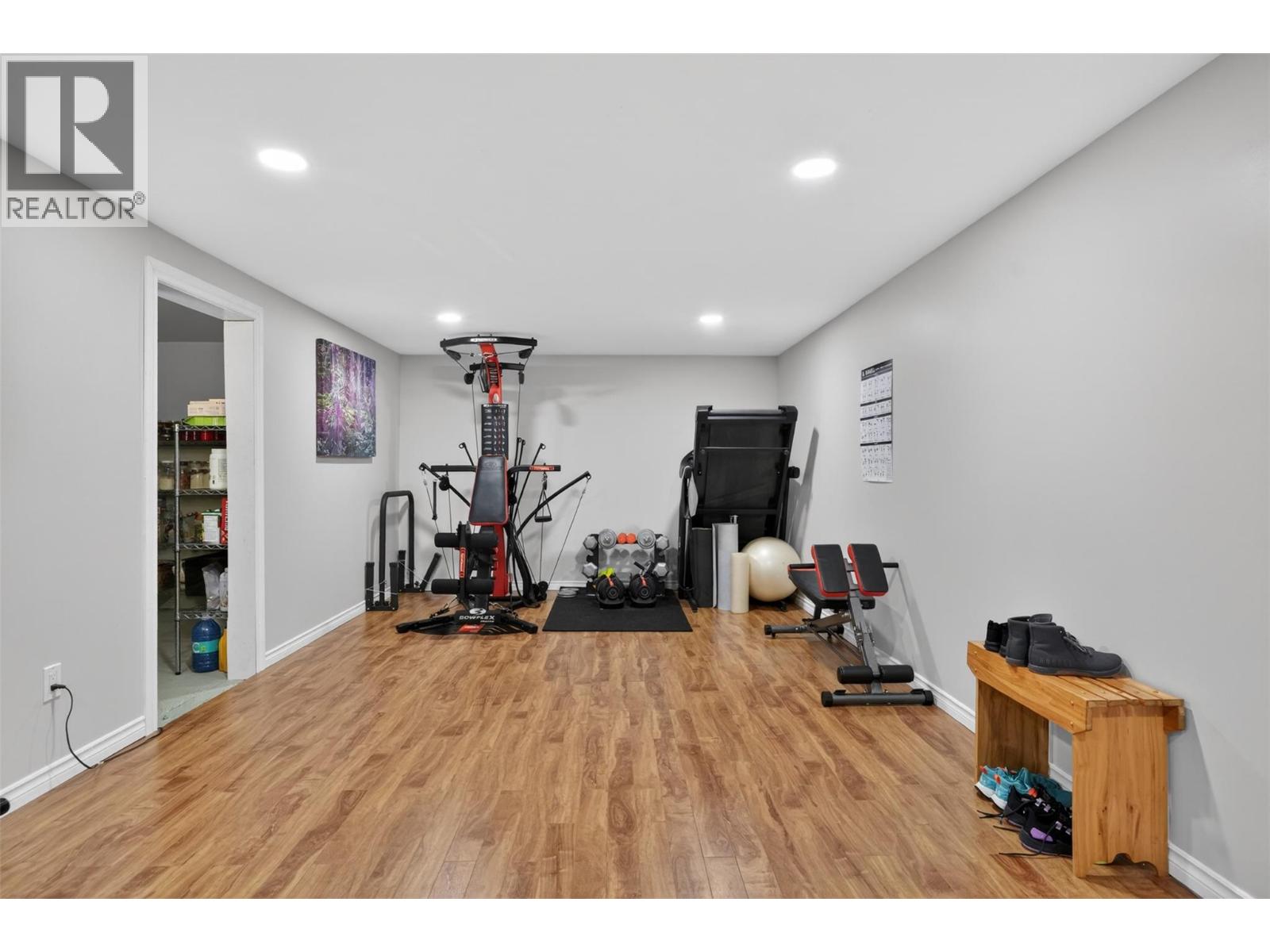 #102 2001 Perrier Road - 32