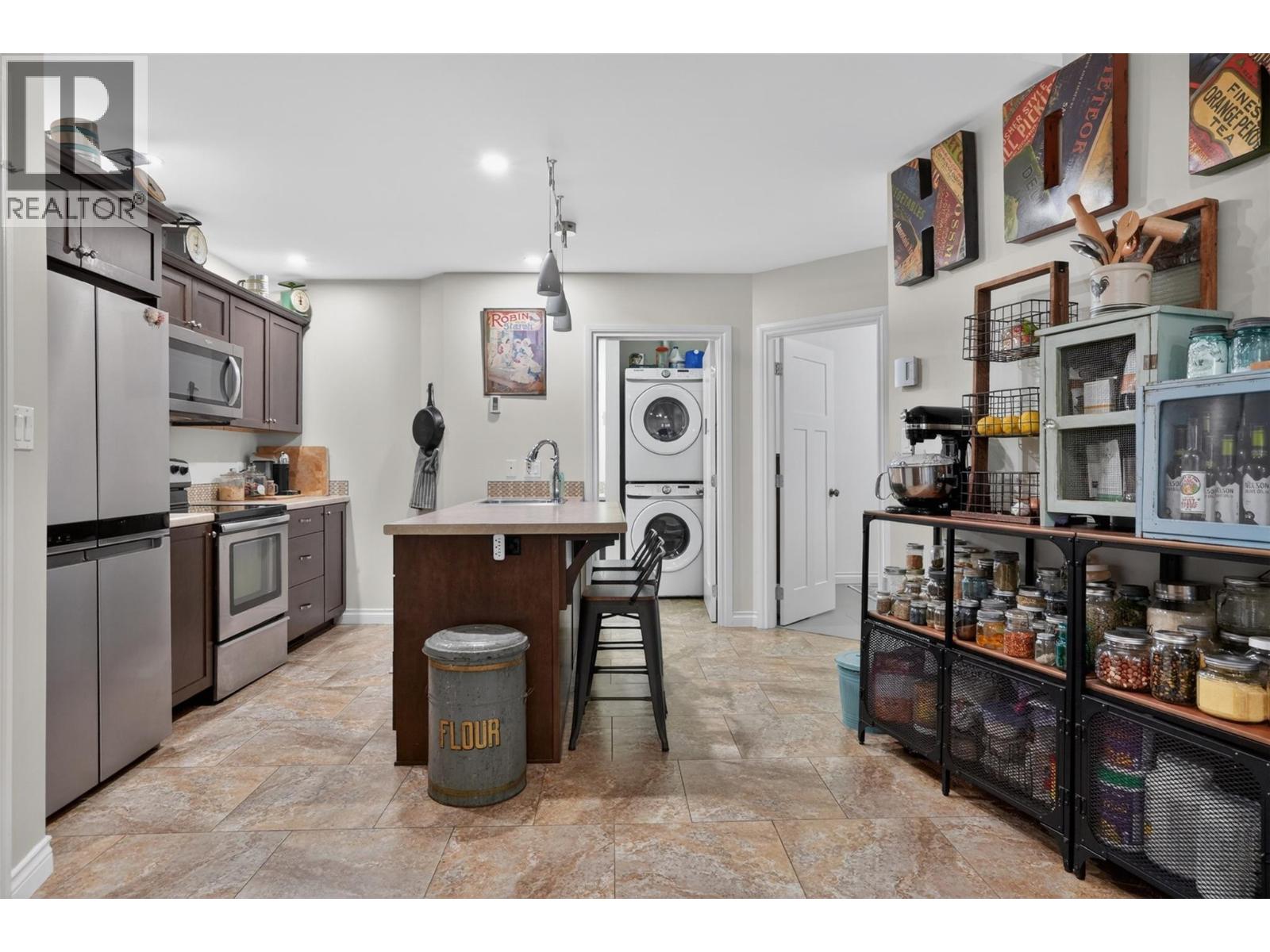 #102 2001 Perrier Road - 14