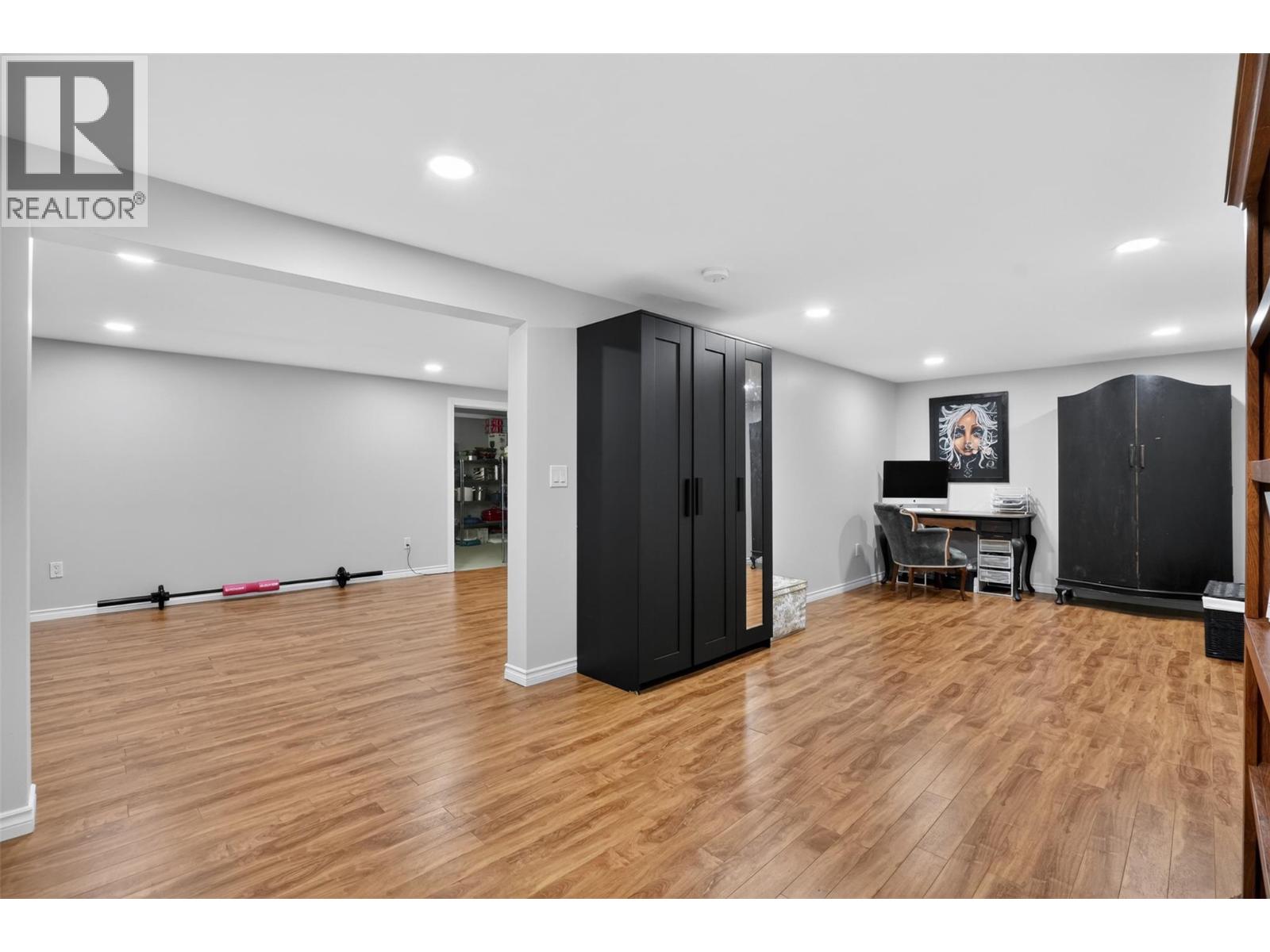 #102 2001 Perrier Road - Image 28