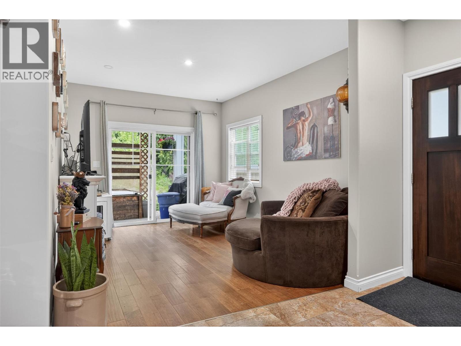 #102 2001 Perrier Road - 8