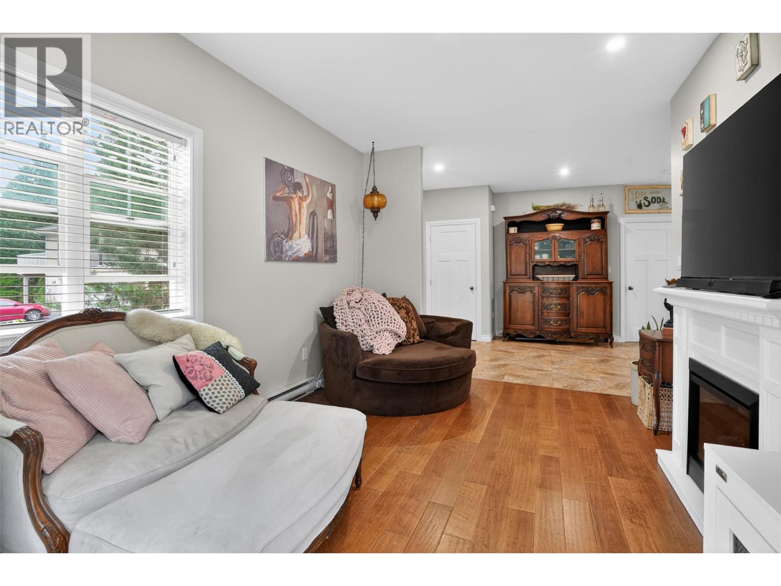 #102 2001 Perrier Road - 11