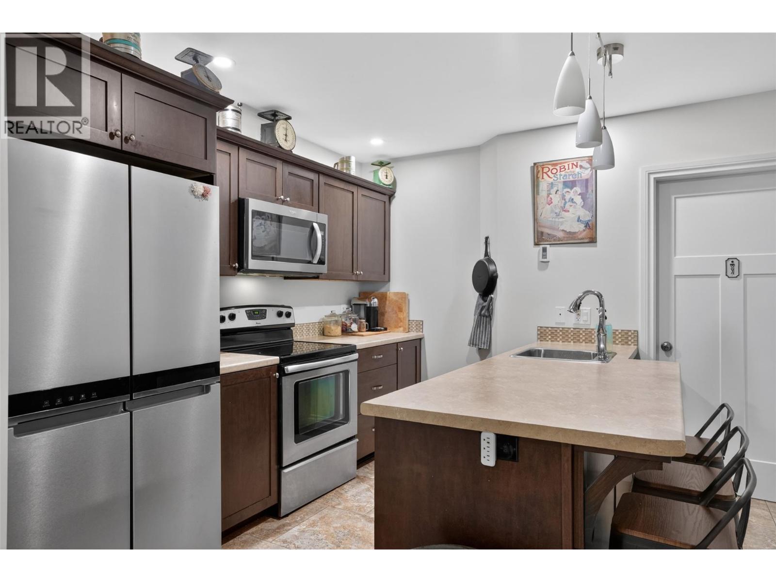 #102 2001 Perrier Road - 15