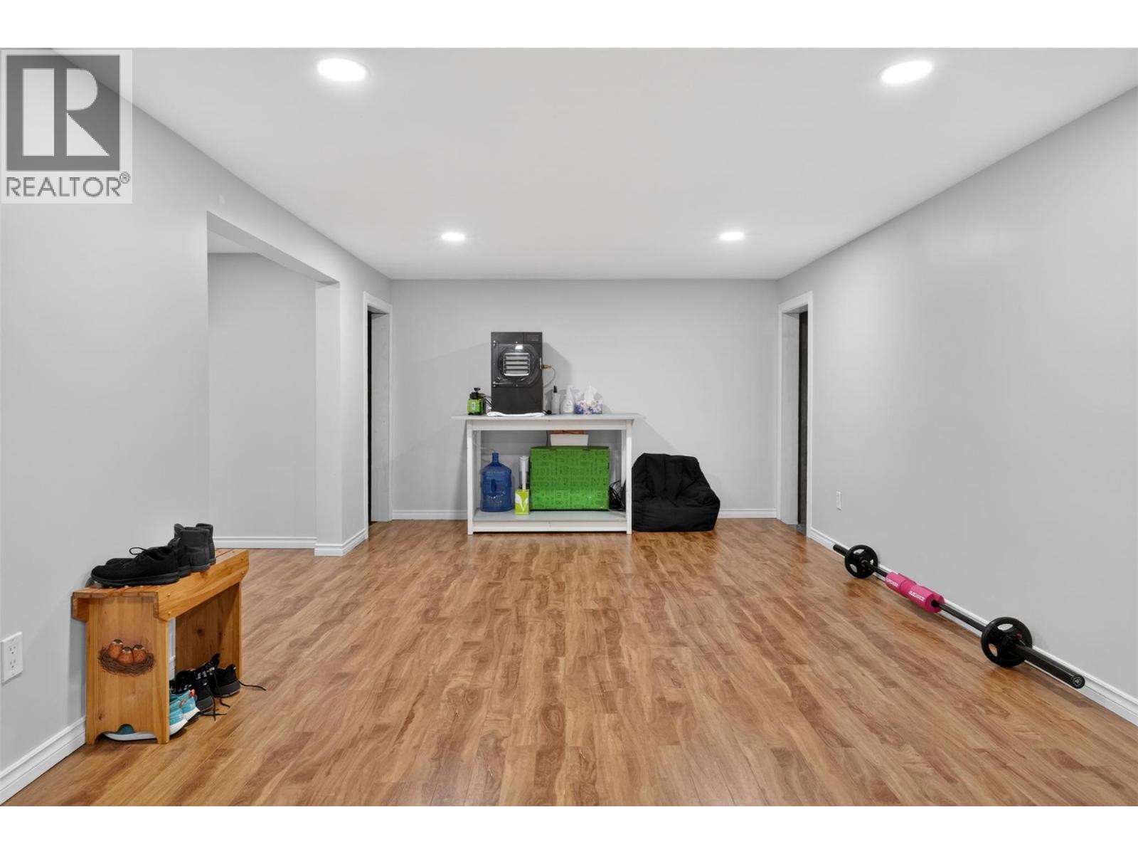#102 2001 Perrier Road - Image 33