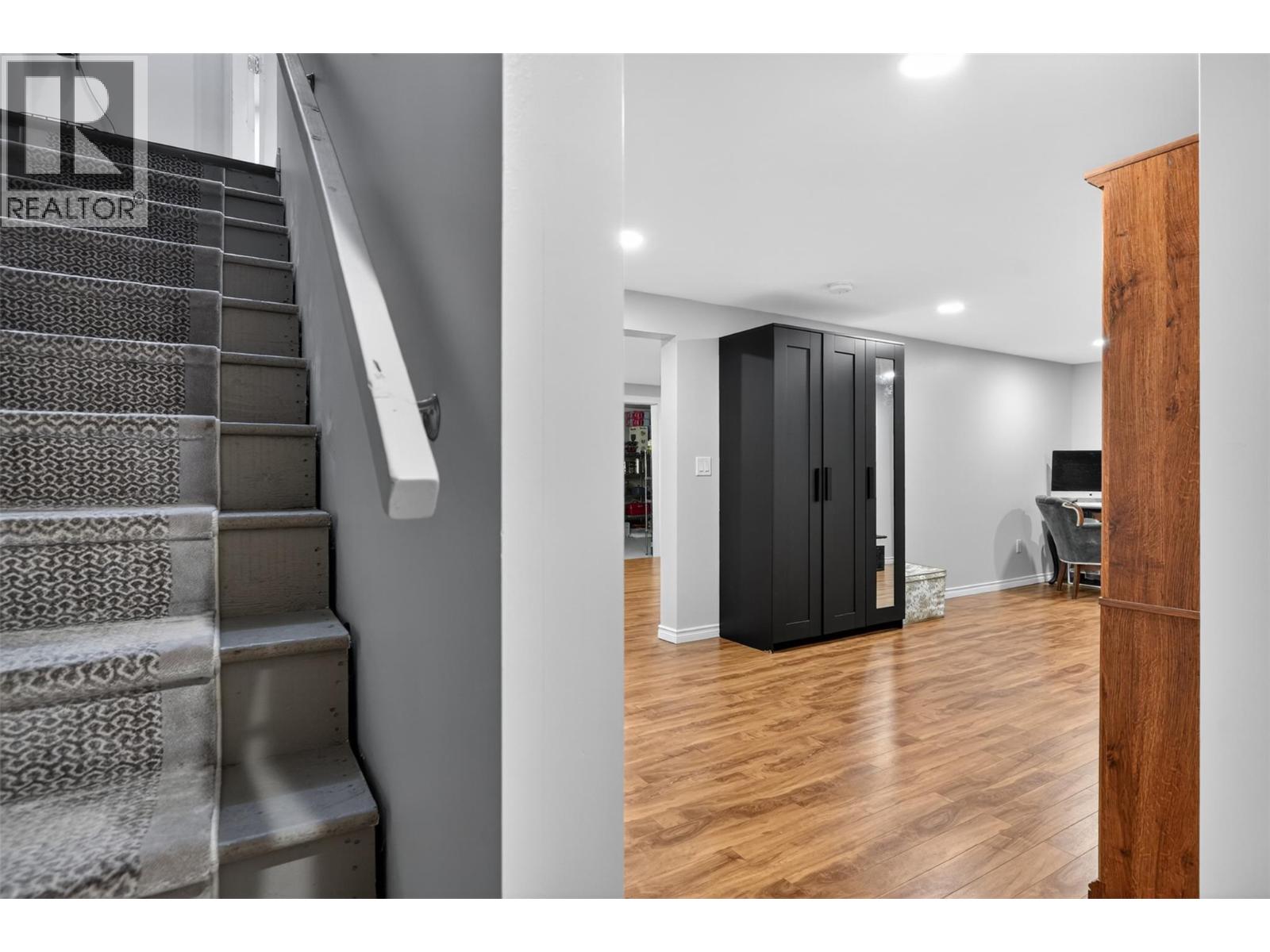 #102 2001 Perrier Road - Image 27