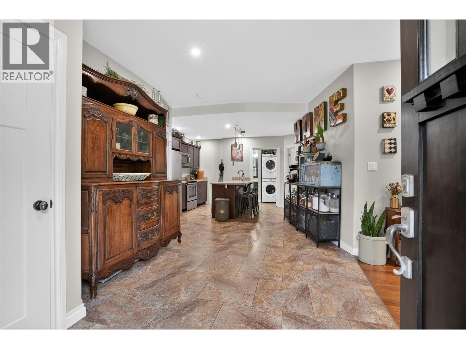 #102 2001 Perrier Road - 5