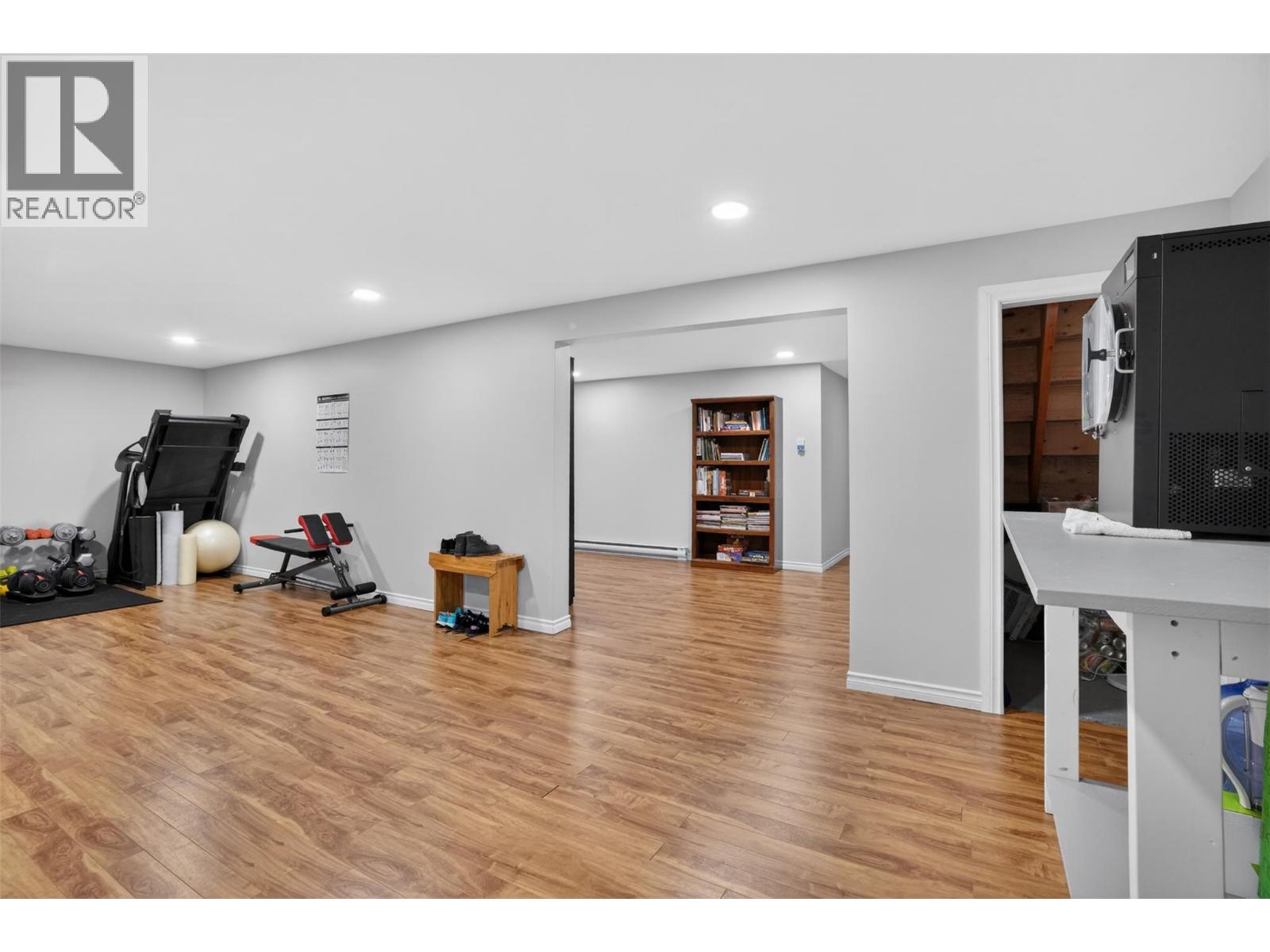 #102 2001 Perrier Road - 34