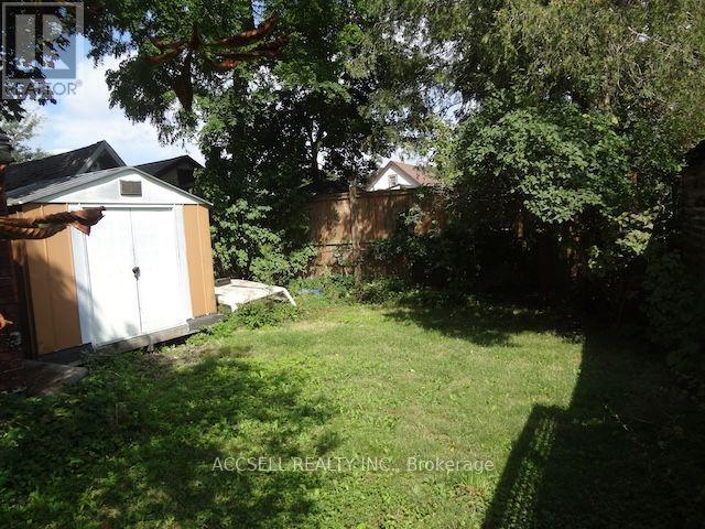 108 SHAKESPEARE STREET, Stratford — photo 2