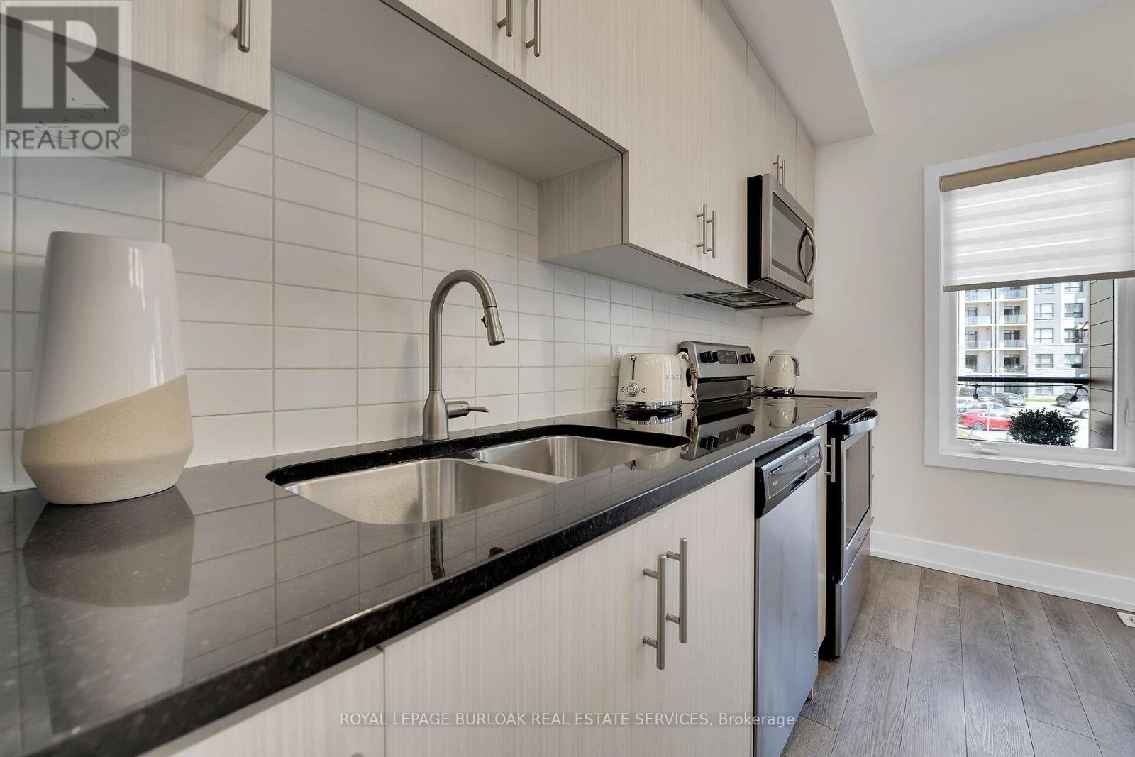9 - 115 SHOREVIEW PLACE, Hamilton (Lakeshore) — photo 8