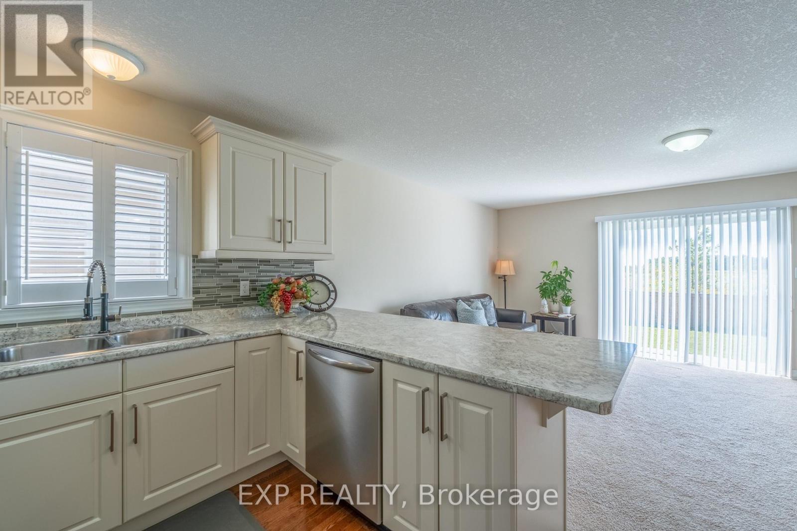 37 HELEN DRIVE E, Haldimand — photo 12