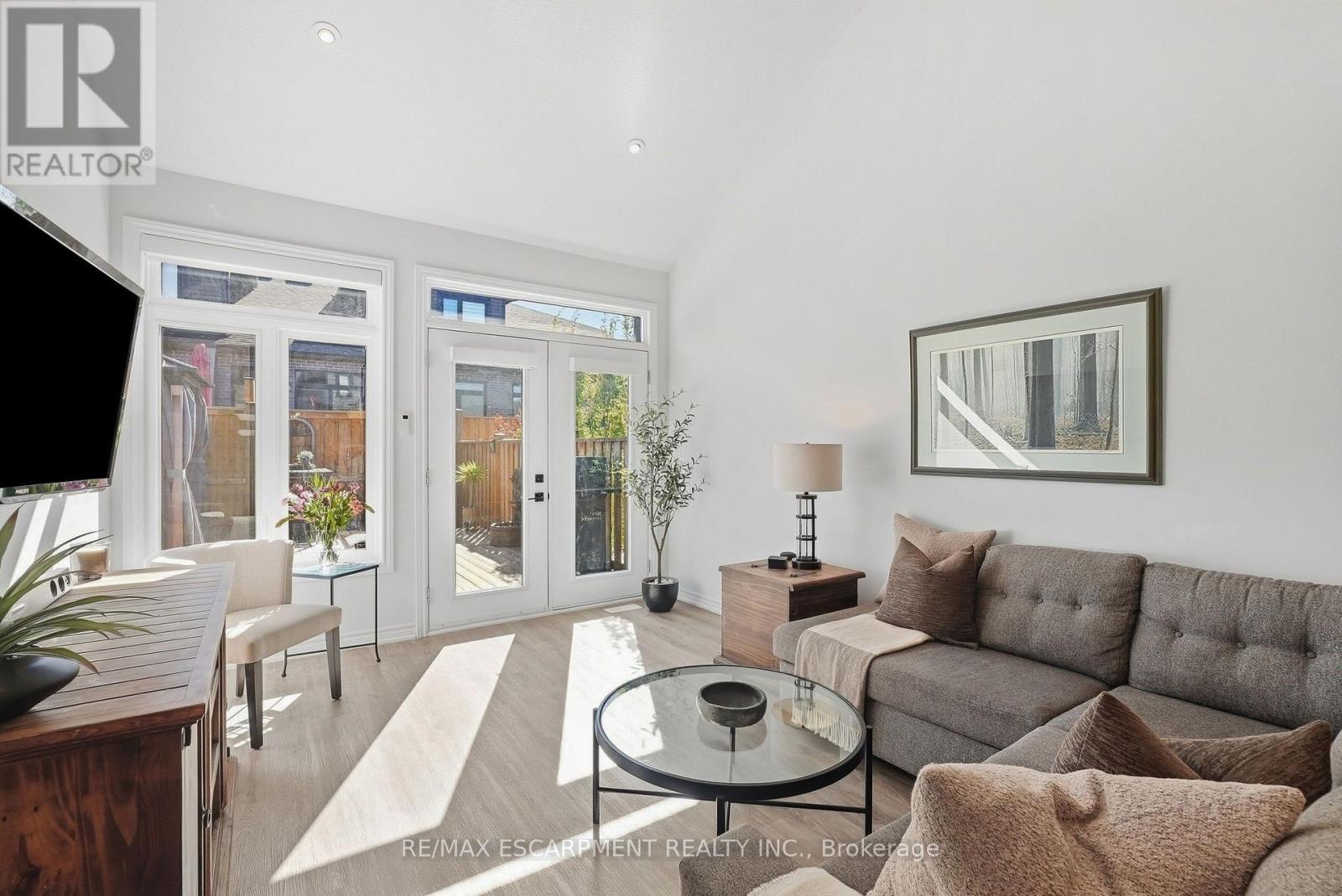 26 BENSLEY LANE - 19