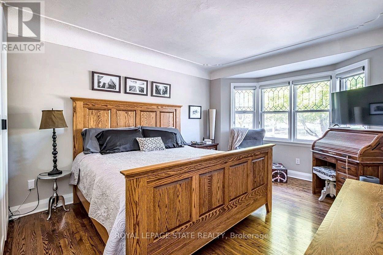 208 CLINE AVENUE N - 20