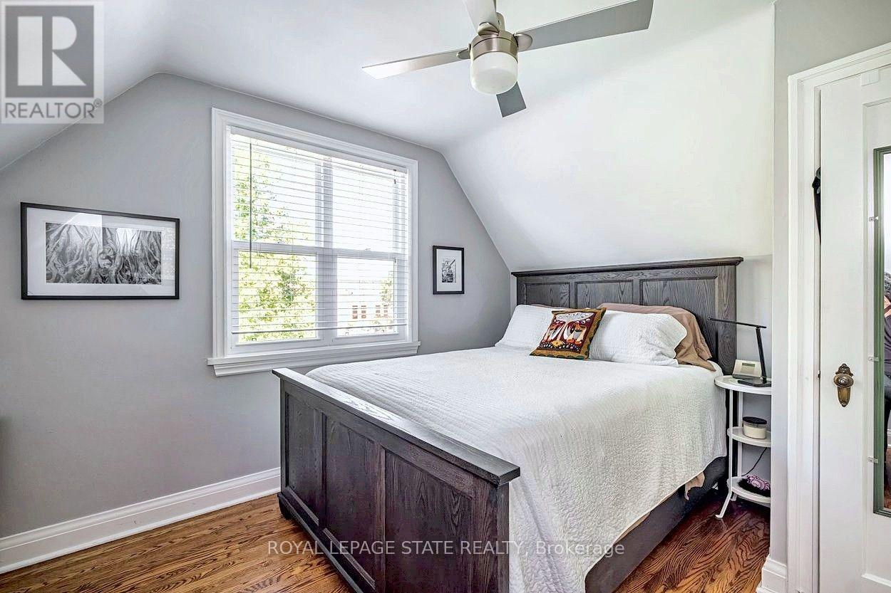 208 CLINE AVENUE N - 23