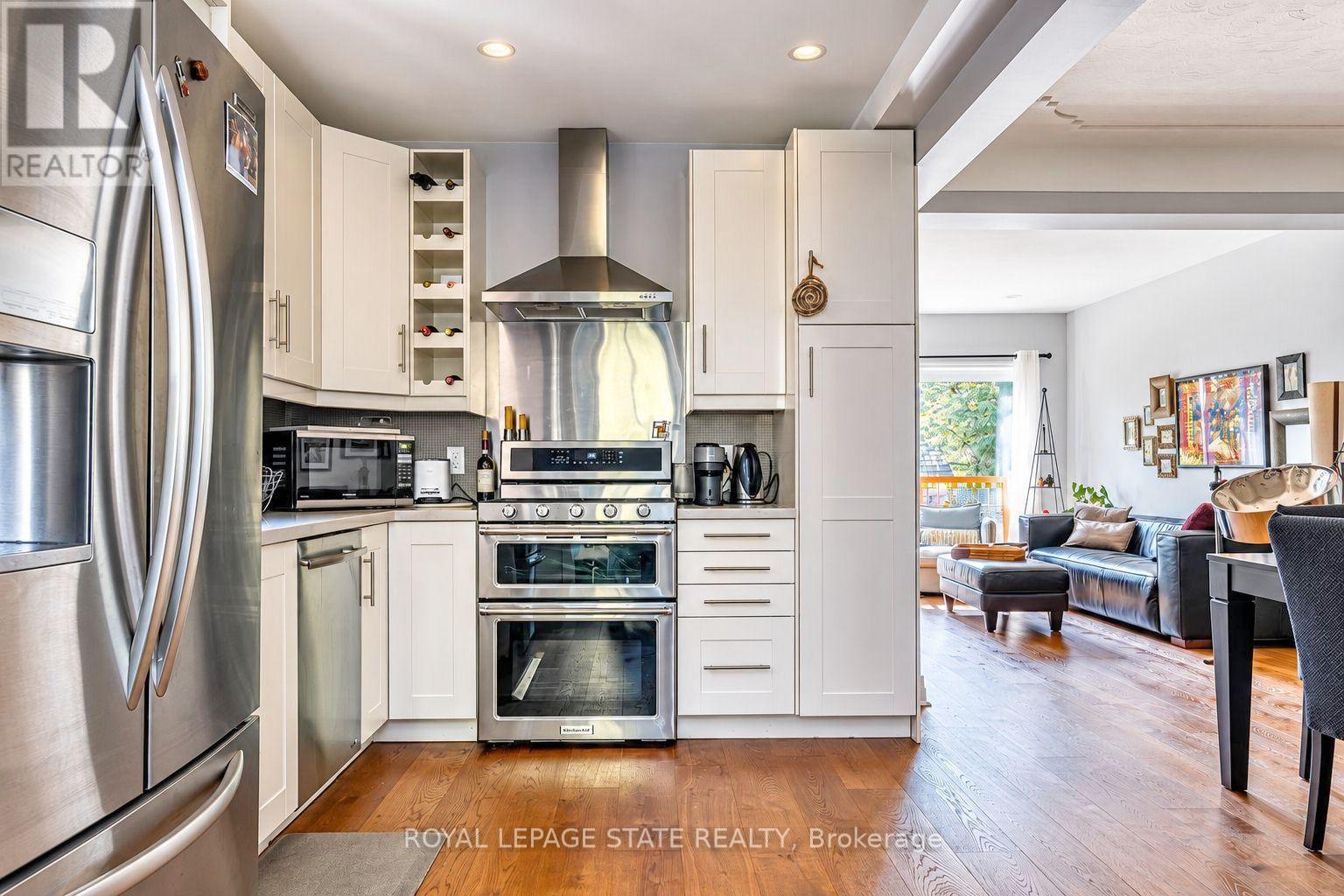 208 CLINE AVENUE N, Hamilton (Westdale) — photo 5
