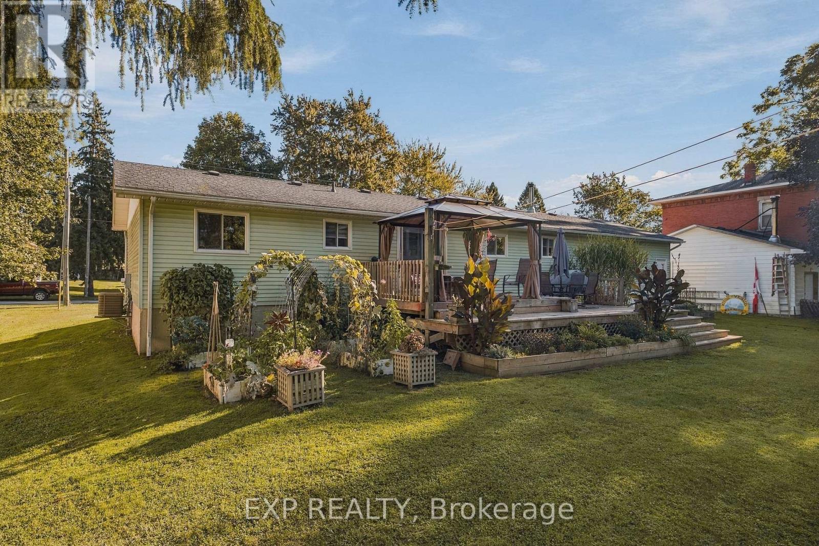1065 HOWICK STREET - 39