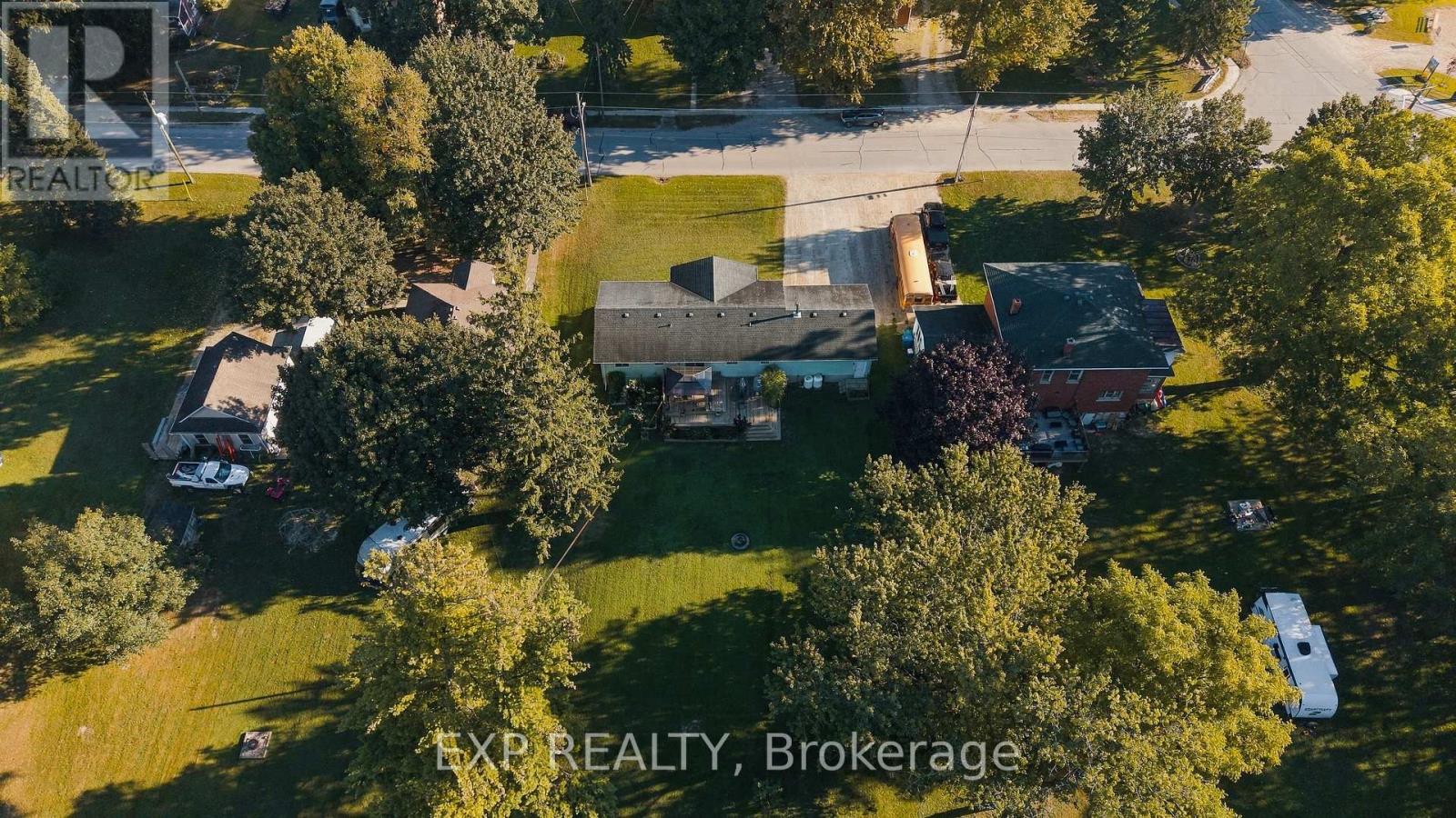 1065 HOWICK STREET - Image 41
