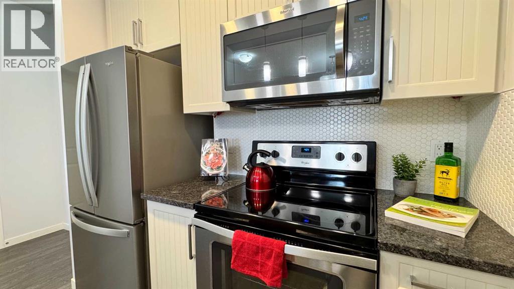 307, 20 Mahogany Mews SE - photo 5