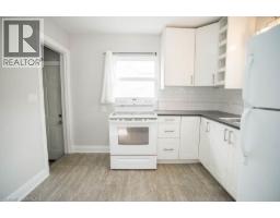 Kitchen - 76 Mount Pleasant Street, Brantford, ON N3T1T1 Photo 6
