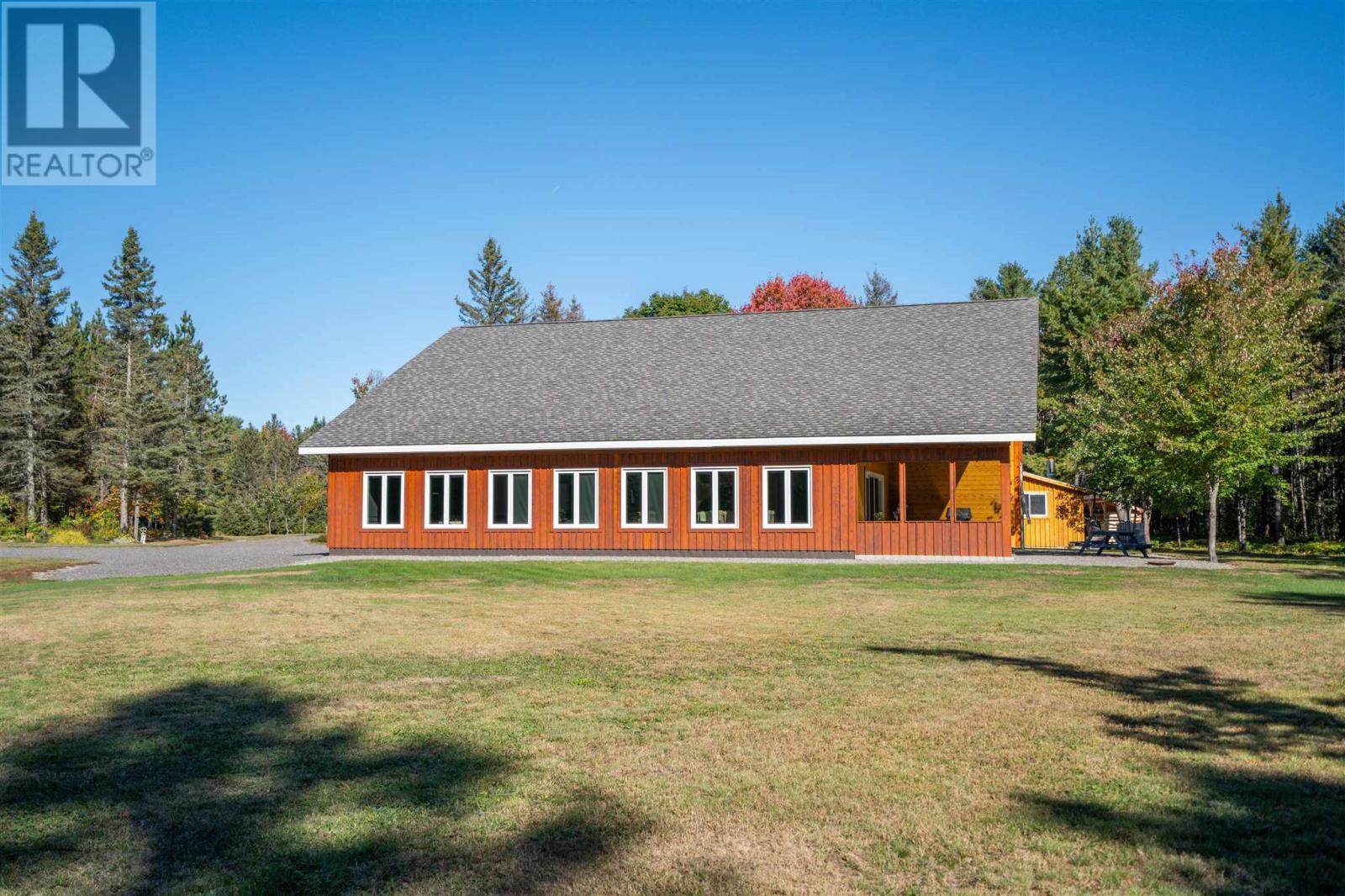 197 Finn RD, Searchmont — photo 4