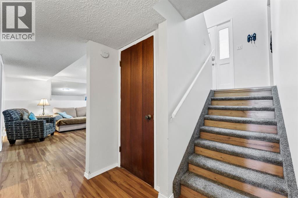 253 11 Street NE - Image 21