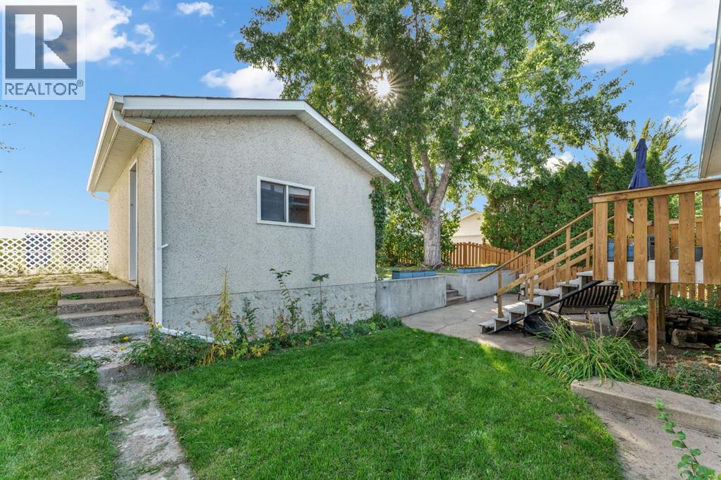 253 11 Street NE - 41