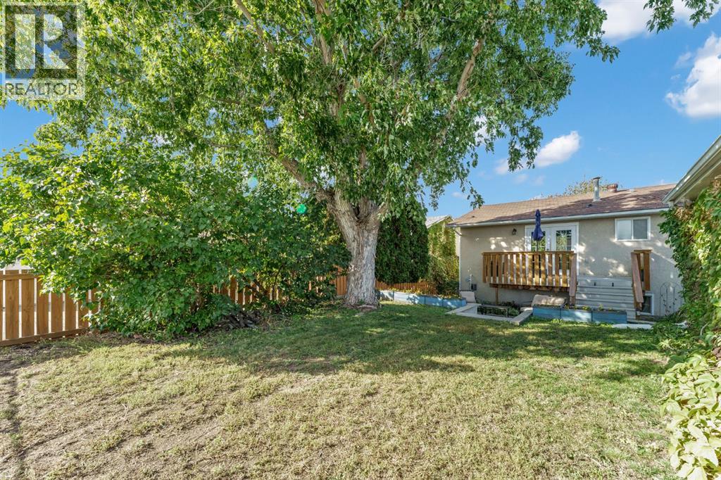 253 11 Street NE - 45