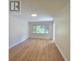 143 Elgin Crescent, Waterloo, ON N2J2S5 Photo 7