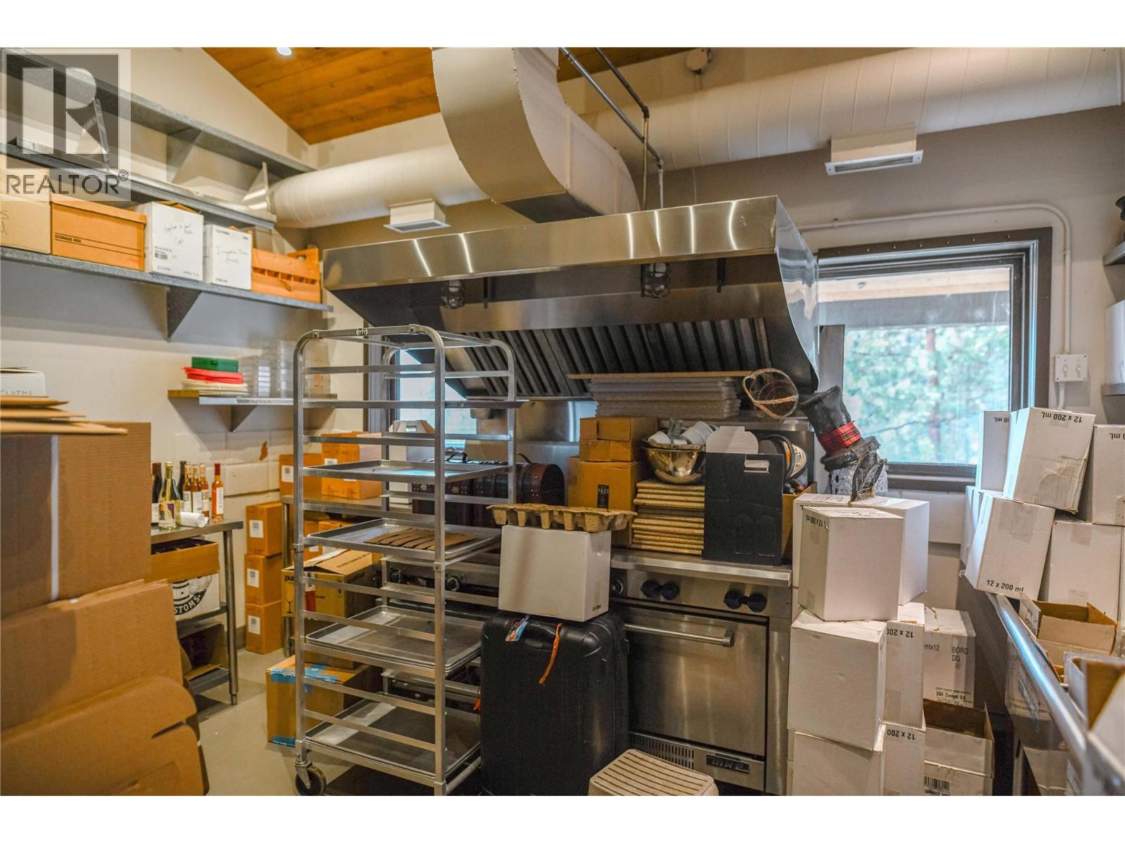 5355 Trepanier Bench Road, Peachland