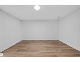 5204 97a Av Nw, Edmonton, AB T6B1E1 Photo 36