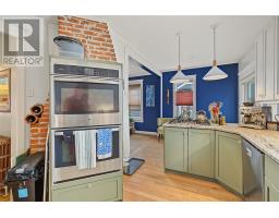 11 Blatch Avenue thumbnail 12
