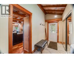 Laundry room - 9233 31 Highway, Kaslo, BC V0G1M0 Photo 20