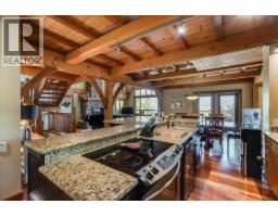 Full ensuite bathroom - 9233 31 Highway, Kaslo, BC V0G1M0 Photo 16