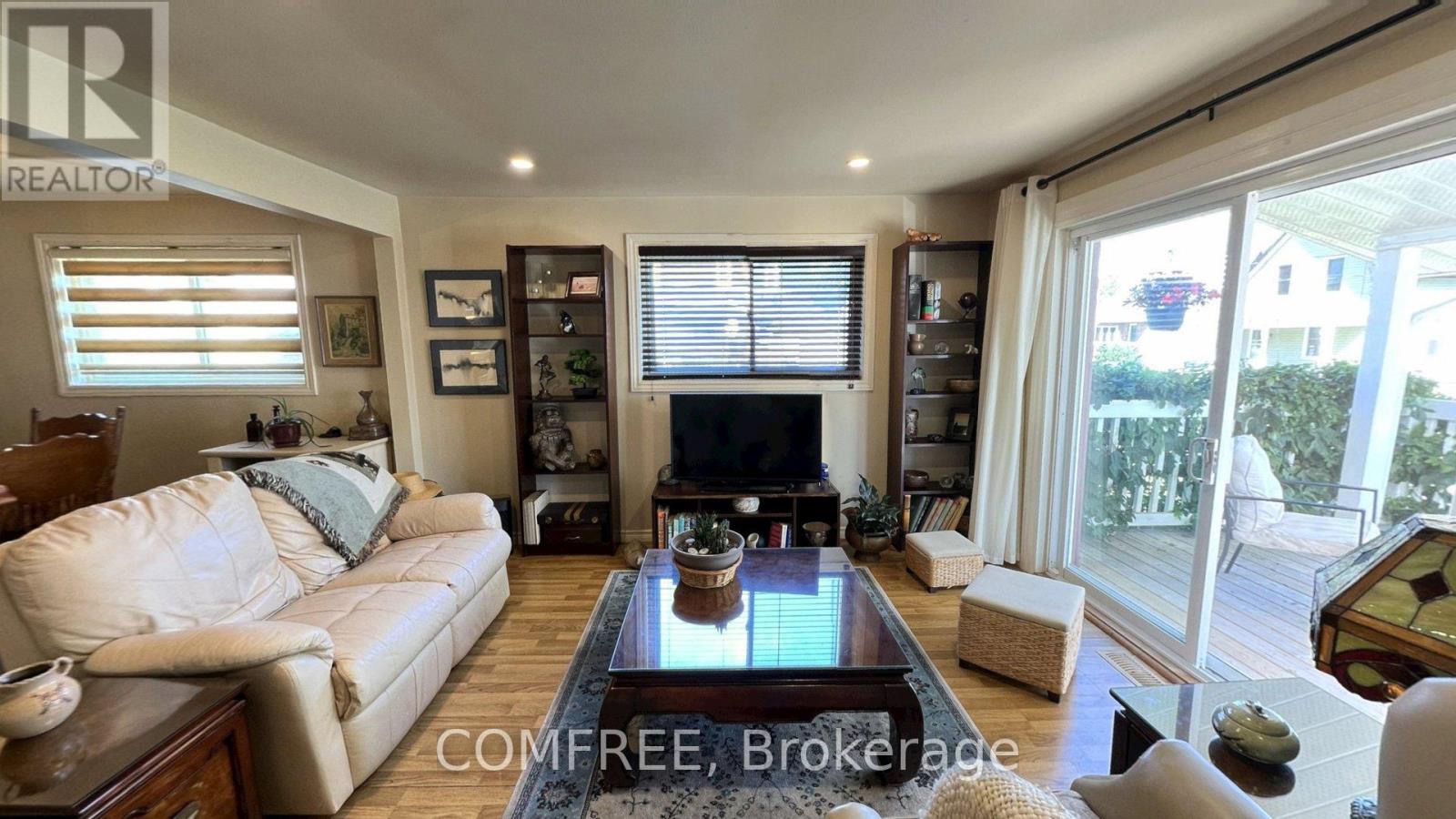 610 EAST STREET W - 12