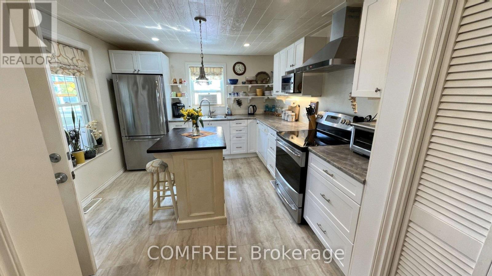 610 EAST STREET W - 8