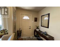 Foyer - 610 East Street W, Edwardsburgh/cardinal, ON K0E1E0 Photo 13