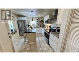 Bathroom - 610 East Street W, Edwardsburgh/cardinal, ON K0E1E0 Photo 8