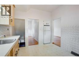1731 26 Avenue Se, Calgary, AB T2G1S1 Photo 11