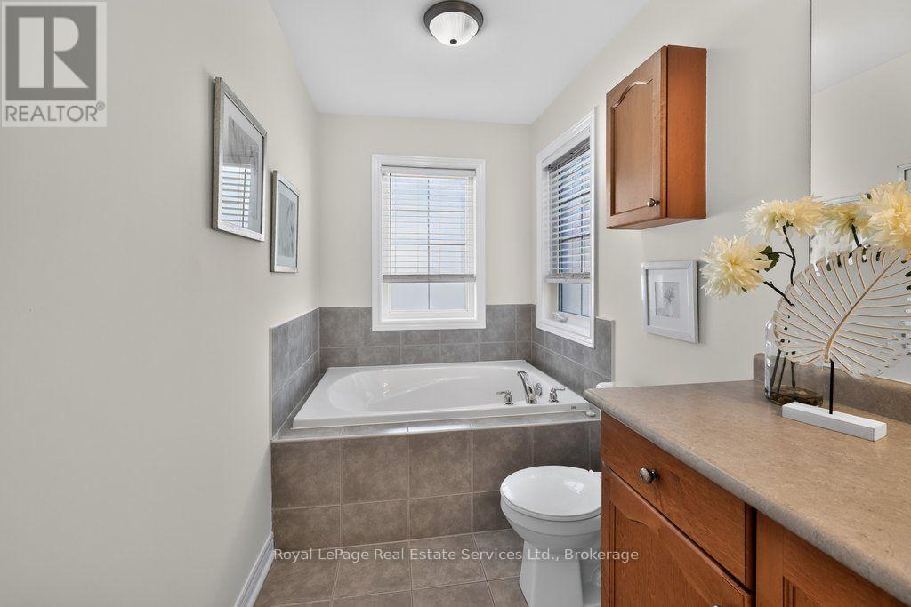 4445 CENTRETOWN WAY - Image 37