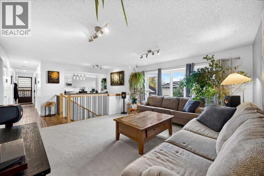 63 Beaconsfield Way NW - photo 3