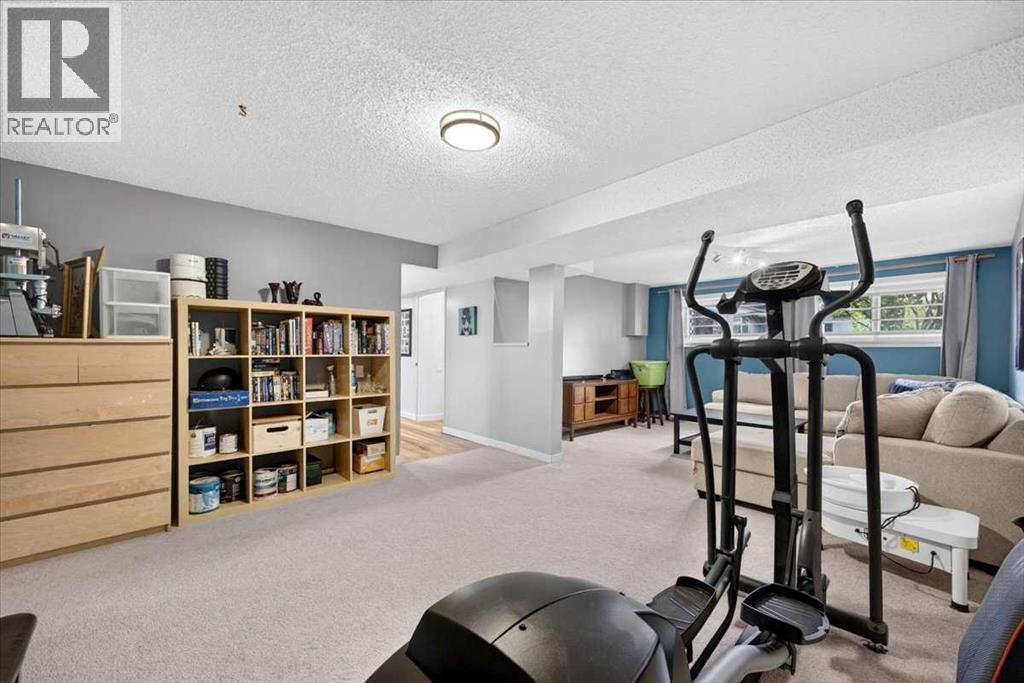 63 Beaconsfield Way NW - photo 31