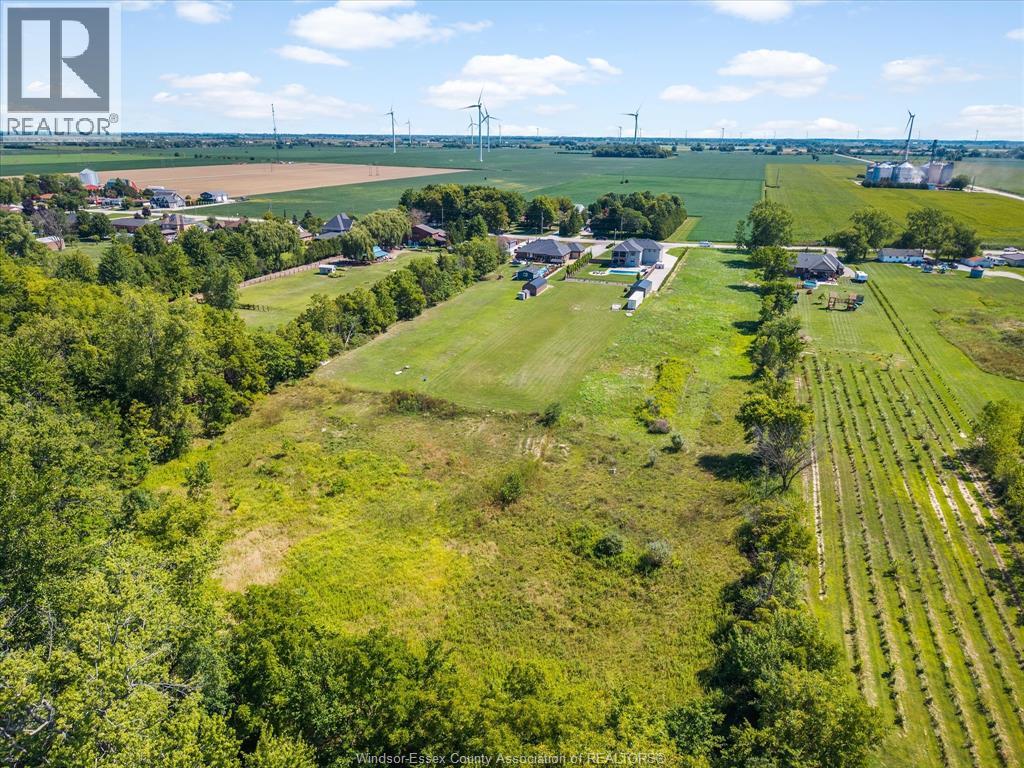1585 BELLE RIVER ROAD, Lakeshore — photo 10