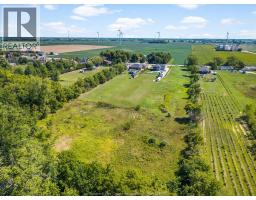1585 Belle River Road, Lakeshore, ON N0R1A0 Photo 10