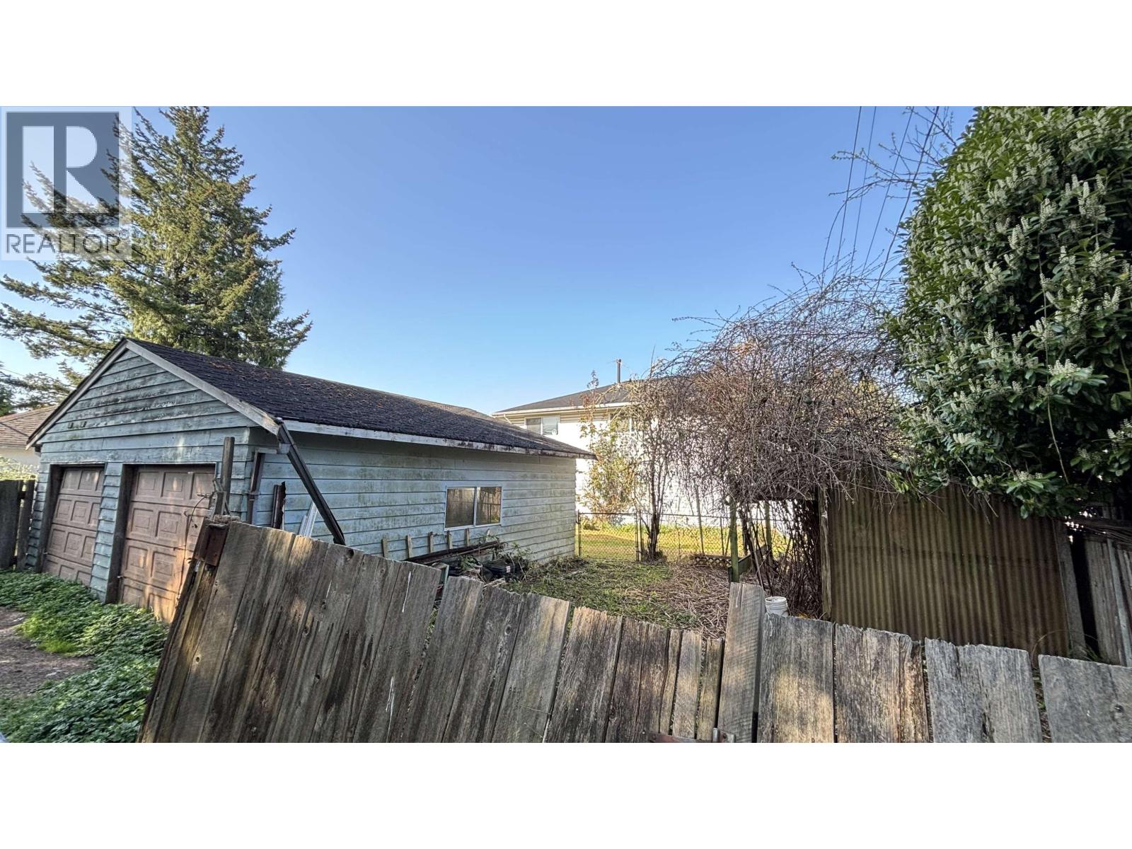 10120 AINTREE Crescent, Richmond
