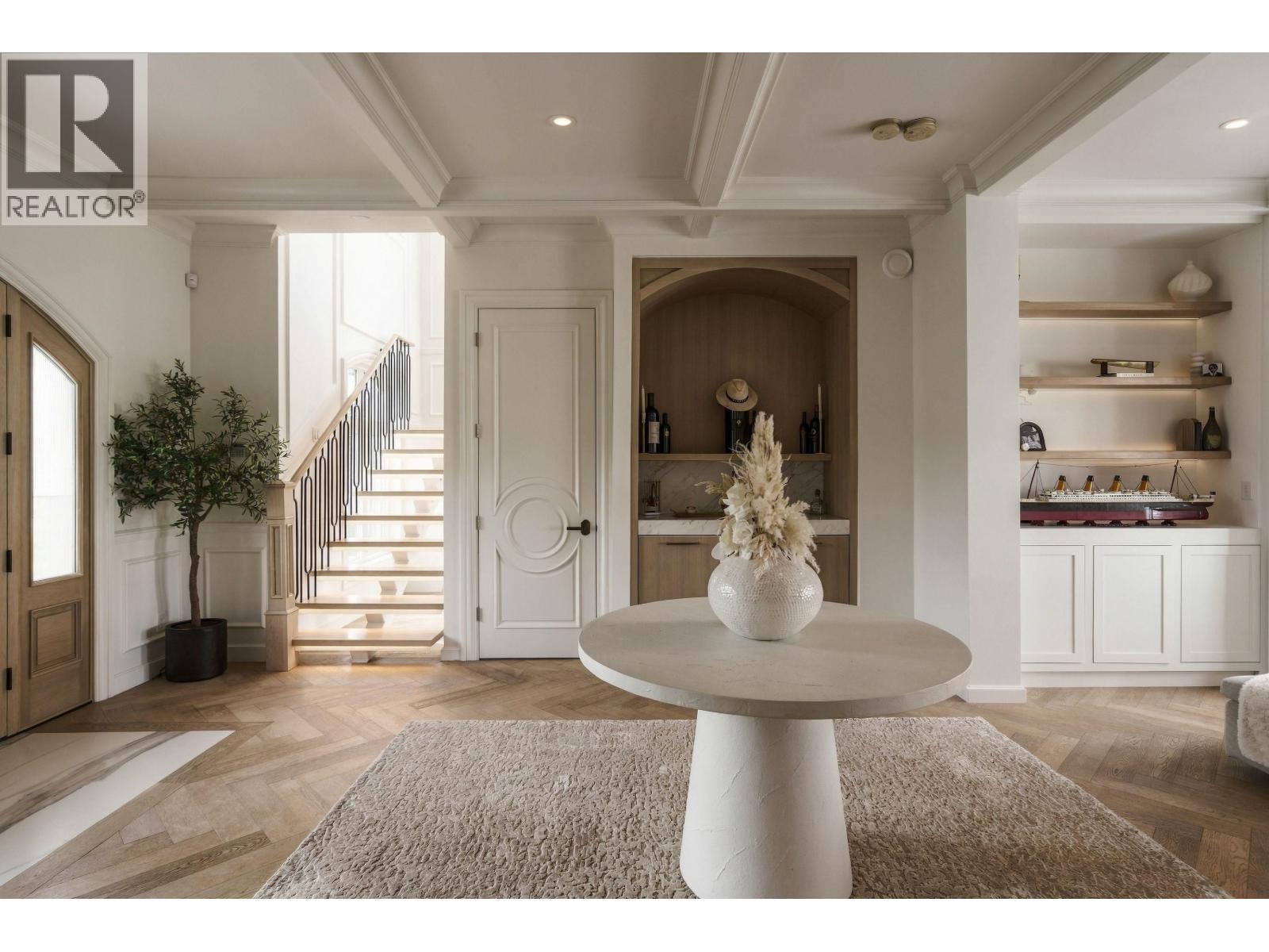 3291 DOUGLAS Crescent, Richmond