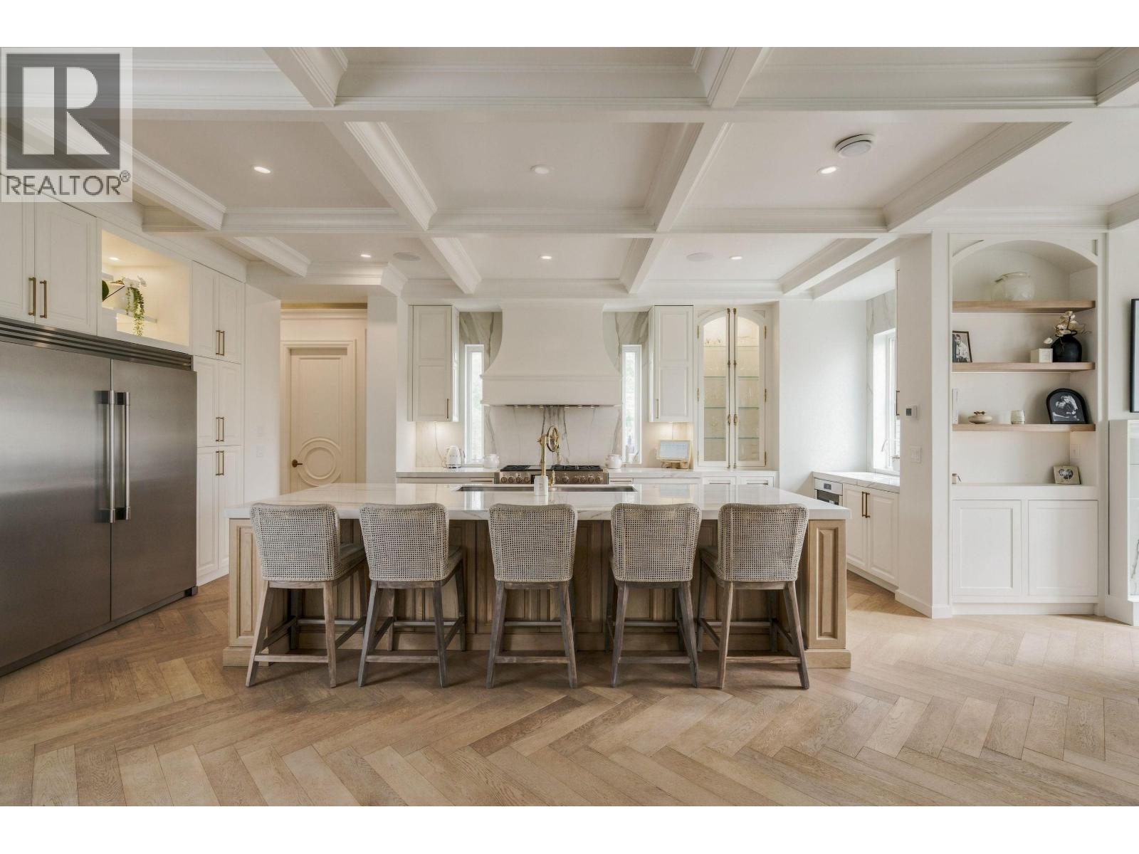 3291 DOUGLAS Crescent, Richmond