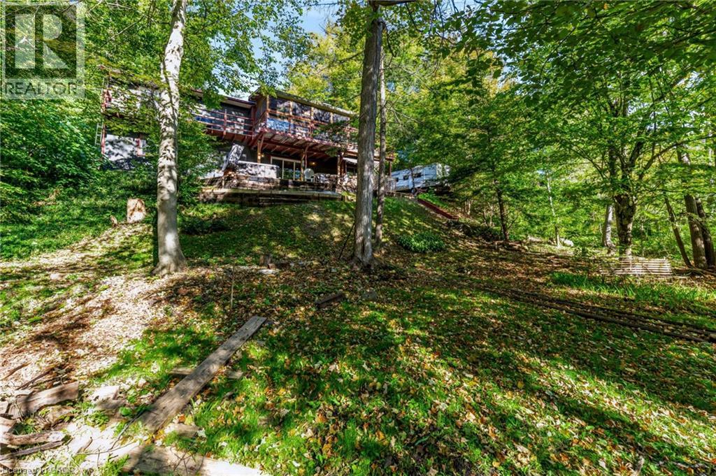 80 GLENDA JANE Drive - Image 48