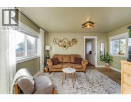 838 Douglas Street, Prince George, BC V2M2M7 Photo 7