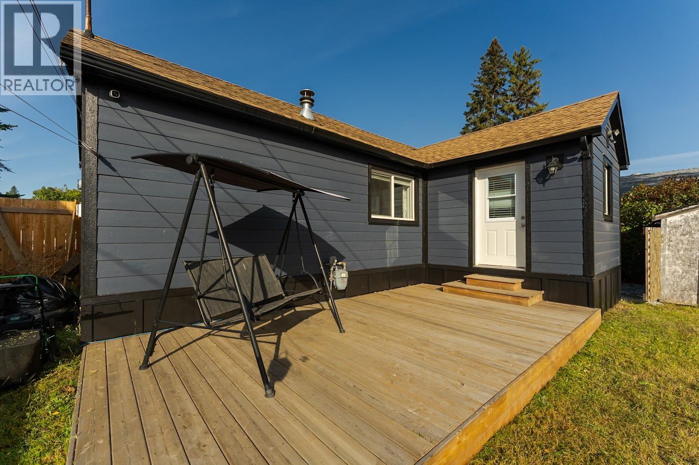 838 DOUGLAS STREET - 16