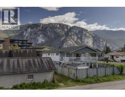 38012 Fifth Avenue, Squamish, BC V8B0B4 Photo 36